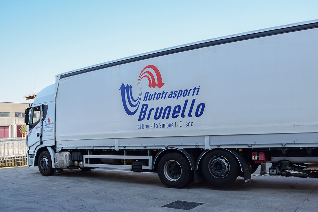 Home Autotrasporti Brunello